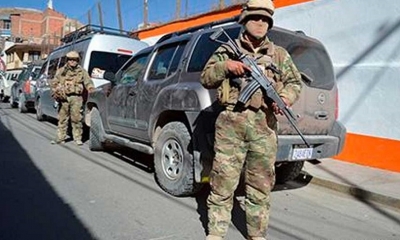 La Armada precisó que en el operativo se había detenido a vehículos ilegales