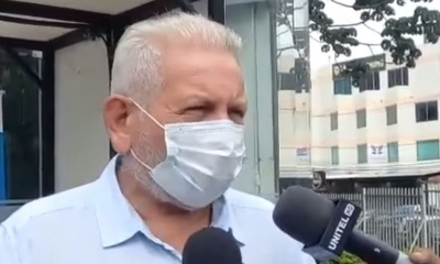 Exgobernador Rubén Costas, se presento este lunes en la fiscalía 