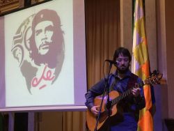  Wilma Alanoca, inauguró el martes por la noche oficialmente las actividades del encuentro internacional 