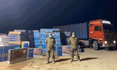 Llevaban mercadería en un camión. Foto: Carabineros.