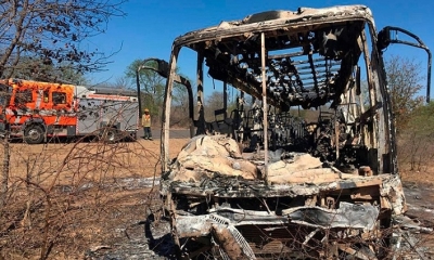 42 personas que viajaban en un autobús murieron.