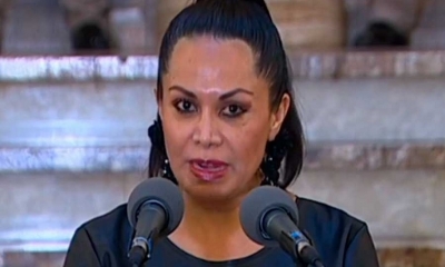 La ministra de comunicaciones Roxana Lizarraga