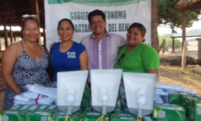 La Directora Departamental de Turismo, Kelin Crucita Nay Zabala, entregó el material/Foto. RM