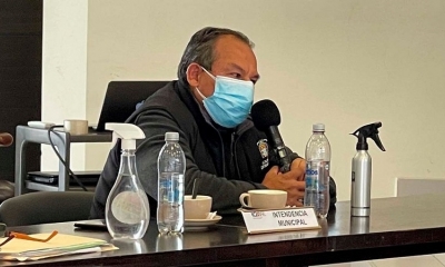 Intendente, sobrepasado por el contrabando