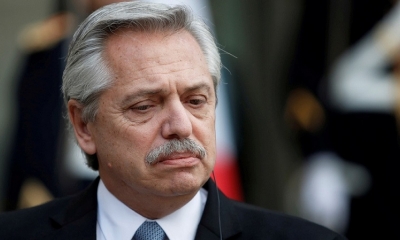 El presidente argentino, Alberto Fernández, en el Palacio del Elíseo en París (Francia), 5 de febrero de 2020.