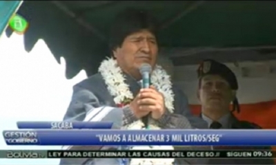 El presidente Evo Morales entregó el lunes un sistema de riego tecnificado por aspersión en la sub central campesina 