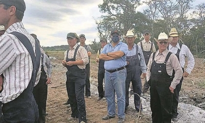 Policía ejecuta desalojo de la colonia menonita Valle Verde.