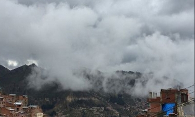 En la sede de Gobierno existen algunos chubascos aislados y se estima que la intensidad de las precipitaciones sea mayor.
