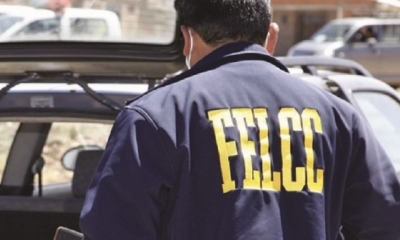 La familia es interrogada en la FELCC para determinar si fue suicidio o accidente