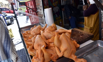 Los productos y servicios con mayor incidencia positiva acumulada fueron: carne de pollo, educación.