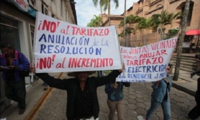 La marcha tomó el centro cruceño. Foto: Jorge Gutiérrez