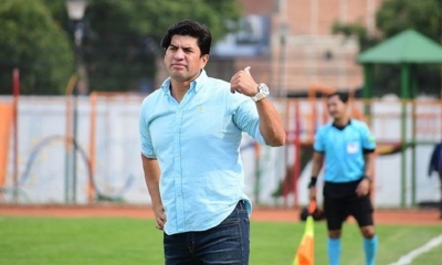 El entrenador de MV Palmaflor, Humberto Viviani