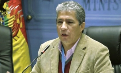 El ministro Edmundo Novillo en una conferencia anterior.
