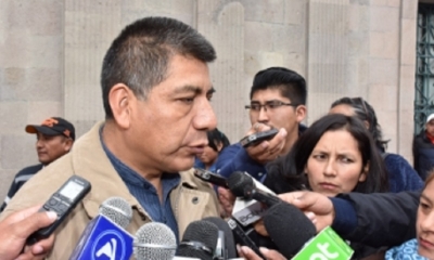  Huanacuni se encuentra en La Haya, donde sostiene reuniones con el equipo jurídico