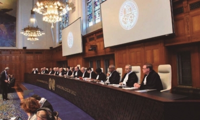 Jueces de la Corte Internacional de Justicia en La Haya, durante el litigio por el tema mar.