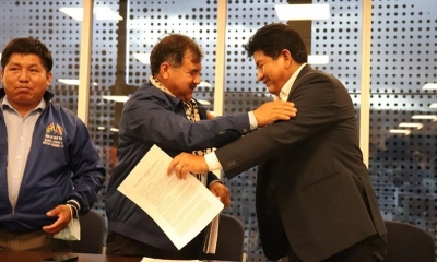 El gobernador Humberto Sánchez y  el ministro de Obras Públicas Edgar Montaño