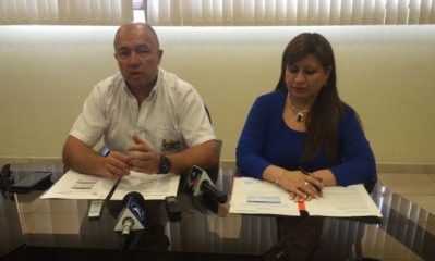 Marcelo Pantoja, Presidente de ANAPO – Liliana Riberos, Gerente General de Crediseguro/Foto. RB