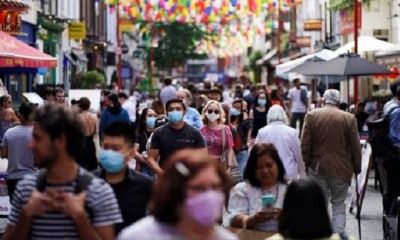 Los casos de la COVID-19 han aumentado a más de 4 000 por día en las últimas semanas. | Fuente: Reuters | Fotógrafo: HENRY NICHOLLS