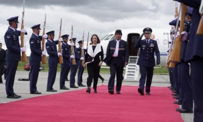 El presidente Evo Morales llega a Colombia. | Cancillería Colombia ‏