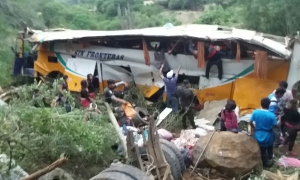 Así quedo el bus/Foto. Kandire.bo