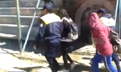 Fueron llevados a la Polícia/Foto. Captura de pantalla