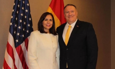 La canciller Karen Longaric, junto al secretario de Estado de EEUU, Mike Pompeo. | @MRE_Bolivia