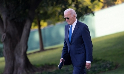El presidente de EE UU, Joe Biden, abandona la Casa Blanca