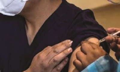 Con dosis Sinopharm, el personal de salud se vacunó.
