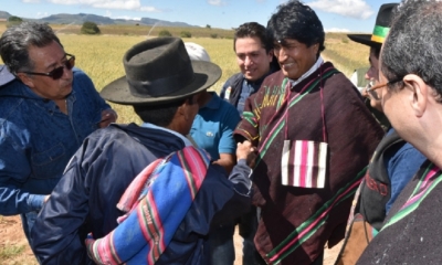Los comunarios recibieron a Evo Morales/Foto. ABI