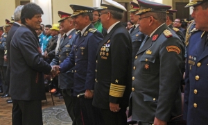 El presidente Evo Morales posesionó el nuevo Alto Mando Militar