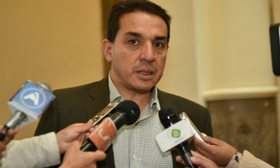 El ministro de Economía, Mario Guillén