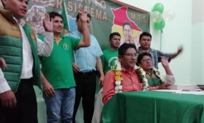 Patzi y miembros del MTS, Foto: Los Tiempos