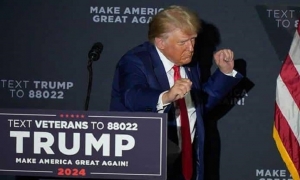 Trump fanfarronea por sus resultados