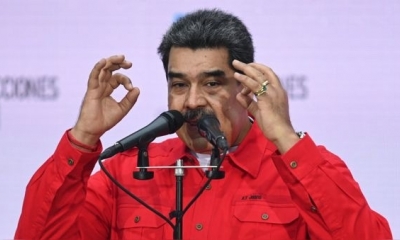 Maduro reiteró su pedido a alcaldes y gobernadores elegidos en el país para que se comprometan por la estabilidad del país. 