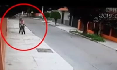 Las cámaras de seguridad captaron el robo/Foto. Captura de pantalla