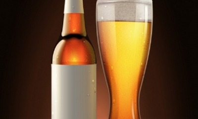 Una botella de cerveza y 25 bolivianos fue el botín que se llevaron ayer antisociales