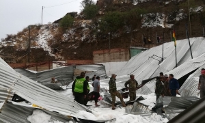 Tinglado de la Unidad Educativa, Aniceto arce en Sucre.