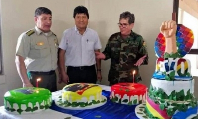 Una postal del expresidente Morales junto a Maximiliano Dávila, en 2019.