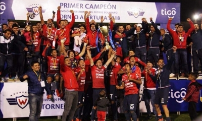 Wilstermann se convirtió en el primer campeón de la era de la División Profesional de la FBF. Foto: RRSS