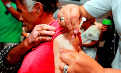 El Ministerio de Salud lanzó ayer la campaña de inmunización. Foto: El Deber