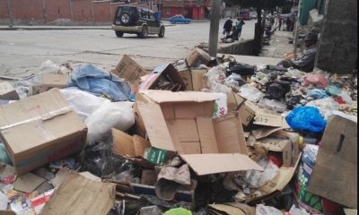 La basura permaneció varios días en las esquinas de las calles.