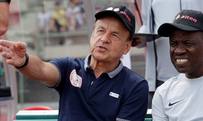 Gernot Röhr, director técnico de la selección de Nigeria. Foto: RT