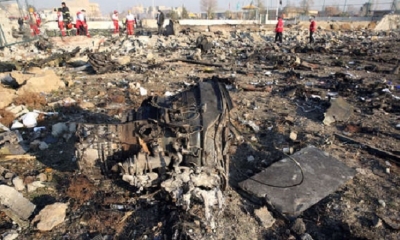 Restos del avión de Ukraine International Airlines siniestrado cerca a Teherán. | Fuente: AFP |
