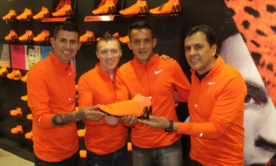 Juan C. Arce, Alejandro Chumacero, Jhasmani Campos y Juan Diego Araujo, director comercial Nike/Foto. LG