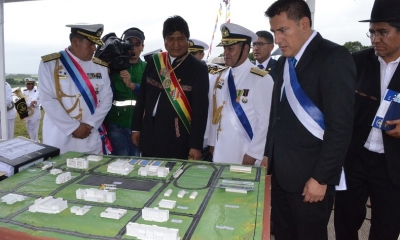 Presidente Evo Morales inaugura transportador de carga TR12 para la Armada Boliviana