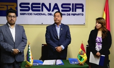 El ministro Arce, posesionó a la autoridad/Foto. RRSS
