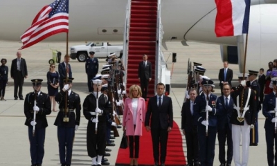 El presidente francés, Emmanuel Macron, y su esposa, Brigitte Macron, llegaron a Washington para su visita de estado