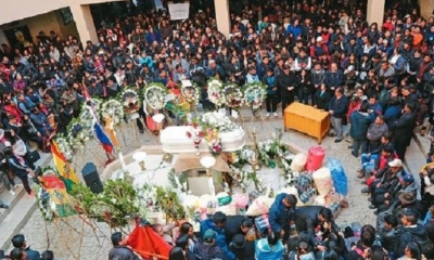 Luego, el cuerpo del universitario fue trasladado a su domicilio para que sea velado por familiares. Foto: APG