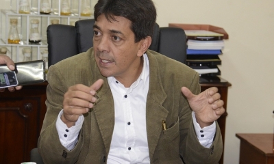 El ministro de Hidrocarburos, Víctor Hugo Zamora