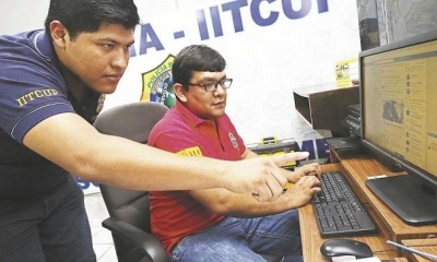 Foto: Archivo / Efectivos de Policía realizan ciberpatrullaje en redes sociales